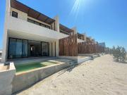 Venta de villa con 3 habitaciones ubicada a la orilla...