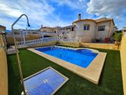 Venta de Villa en Castalla