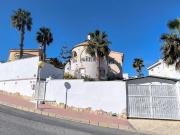 Venta de villa en Ciudad quesada, de 182m2 con 4...