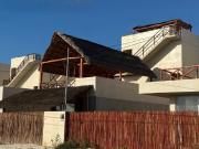 VENTA DE VILLA EN LA PLAYA, Chucxulub Puerto, al norte...