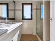 Venta de villas de lujo y pareados en Estepona