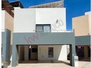 VENTA de vivienda NUEVA de tres niveles lista para...