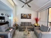 Venta de casa en Arboledas Colima cerca del centro