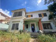 Venta deCasa a Remodelar o Terreno en Parte Alta de Altamira