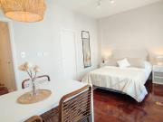 VENTA departamento 1 ambiente a la calle con balcón en...