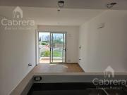 Venta departamento 1 dormitorio con balcon pasante, La Plata