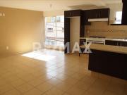 Venta Departamento 1er piso a 5 min de Mundo E caminando