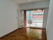 Venta Departamento 2 amb al frente con Balcon y Baulera...