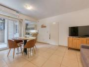 VENTA DEPARTAMENTO 2 AMBIENTES APTO CREDITO PATIO...