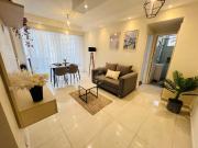 Venta departamento 2 ambientes con balcon en el centro