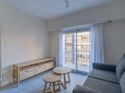 VENTA departamento 2 ambientes con balcón saliente en...