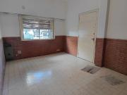 Venta departamento 2 ambientes con patio Nuñez