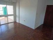 VENTA DEPARTAMENTO 2 DORMITORIOS, BALCON AL FRENTE