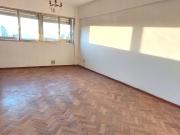 Venta Departamento 2 dormitorios con cochera Centro, Rosario