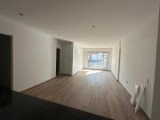 Venta departamento 2 dormitorios con patio, cochera....