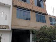 Venta Departamento 2Do Piso Urb. El Pinar Comas