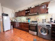 Venta departamento 3 ambientes Bernal con cochera