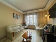 VENTA DEPARTAMENTO 3 AMBIENTES c/ dependencia AL FRENTE...