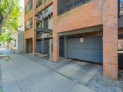 Venta departamento 3 ambientes con balcón y cochera en...