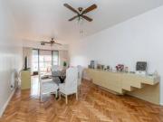 Venta departamento 3 ambientes con dependencia, muy...