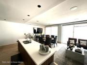 VENTA. Departamento, 3 recamaras, cuarto de servicio,...