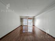 VENTA DEPARTAMENTO 4 AMBIENTES CON DEPENDENCIA, COCHERA,...
