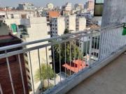 Venta Departamento 4 ambientes, piso alto con balcon en...