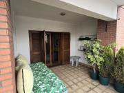 Venta Departamento 4 dormitorios con cochera en Avenida...