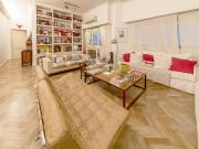 Venta Departamento 5 amb c/dependencia, Quintana al 100,...