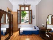 Venta Departamento 5 ambientes en PB con patios Balvanera