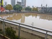 VENTA Departamento al DIQUE unicas vistas cochera...