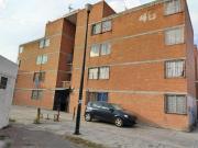 Venta Departamento amplio, con patio, en planta Baja