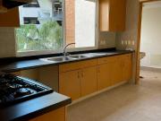 VENTA DEPARTAMENTO CON FINOS ACABADOS EN INTERLOMAS...