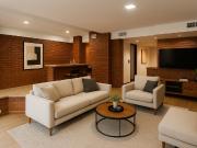 Venta: departamento con patio, tres dormitorios,...