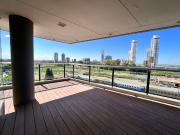 Venta departamento de 2 dormitorios con vista al río y...