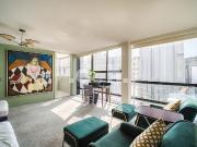 Venta Departamento de 2 niveles con vista panorámica