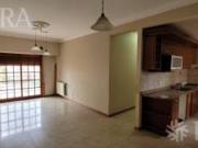 Venta departamento de 3 ambientes con balcón en Wilde