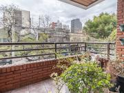 Venta departamento de 3 ambientes con balcón y patio en...