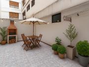 Venta departamento de 3 ambientes con balcón y patio en...