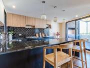 Venta departamento de 3 dormiotrios en lourdes