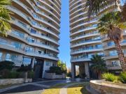 Venta departamento de categoría en complejo privado...