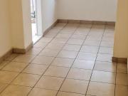 Venta departamento de pasillo reciclado Sarmiento 1500...