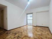 Venta departamento dos ambientes Balvanera