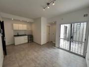 VENTA DEPTO DOS AMBIENTES CASEROS APTO CREDITO PATIO Y...