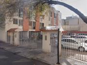 VENTA DEPARTAMENTO EN CALZADA SANTA ANITA NO. 137...