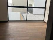 VENTA DEPARTAMENTO EN LA ROMA CON TERRAZA Y JARDIN INTERIOR