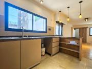 VENTA. Departamento reciclado de un dormitorio amplio,...