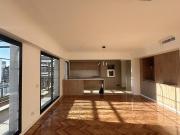 VENTA DEPARTAMENTO TRES DORMITORIOS CON BALCON Y COCHERA...