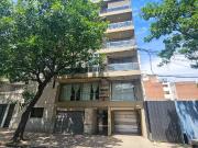 VENTA. Departamento un dormitorio mas comodín. Con...