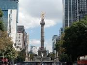 Venta Departamentos sobre Paseo de la Reforma con...